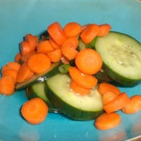 Zippy Cucumber Salad