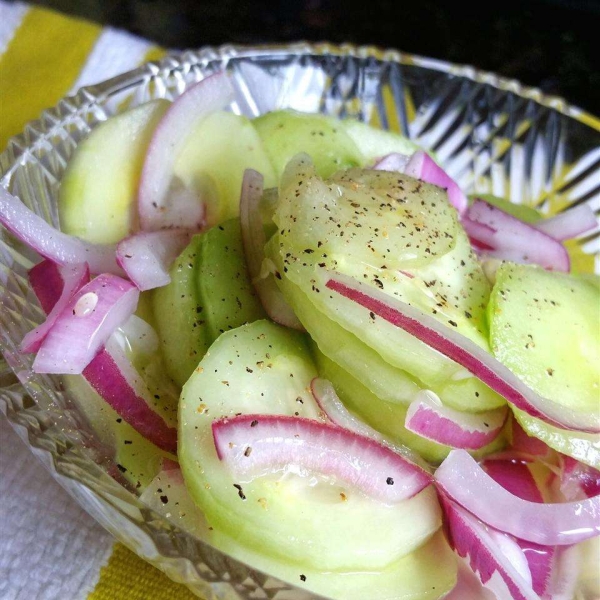 Sweet and Tangy Thai Cucumber Salad