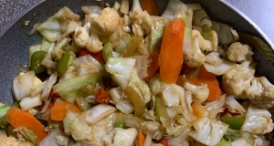 Vegetables and Cabbage Stir-Fry with Oyster Sauce