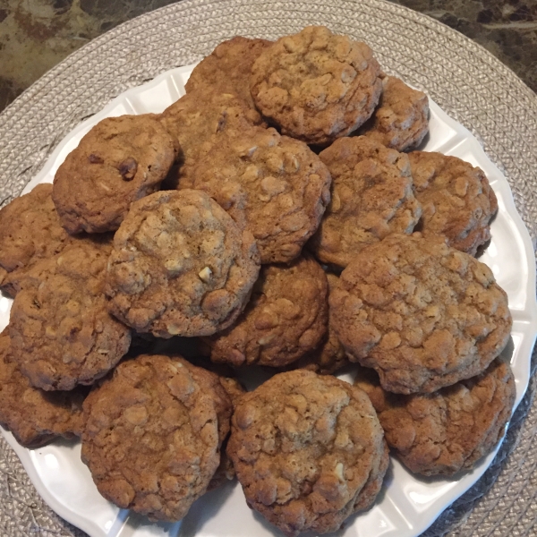 World's Best Oatmeal Cookies