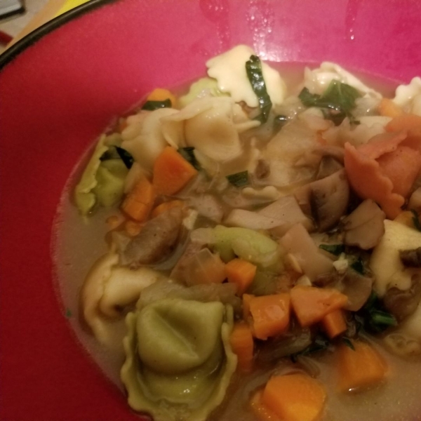 Cheese Tortellini in Curried Coconut Milk