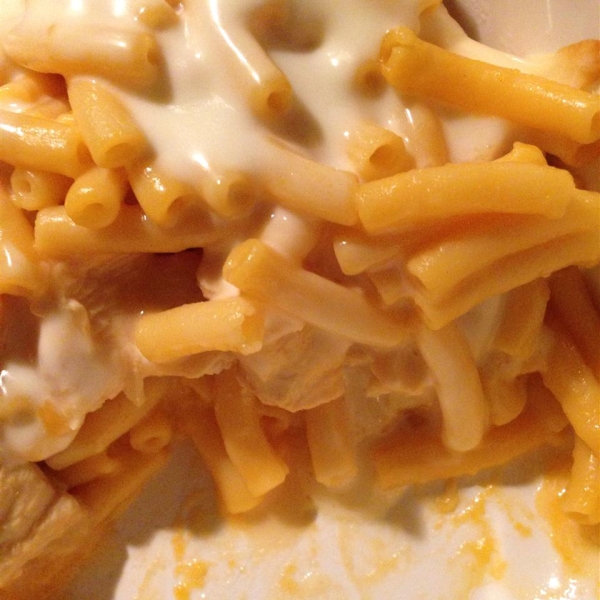 Buffalo Chicken Macaroni and Cheese