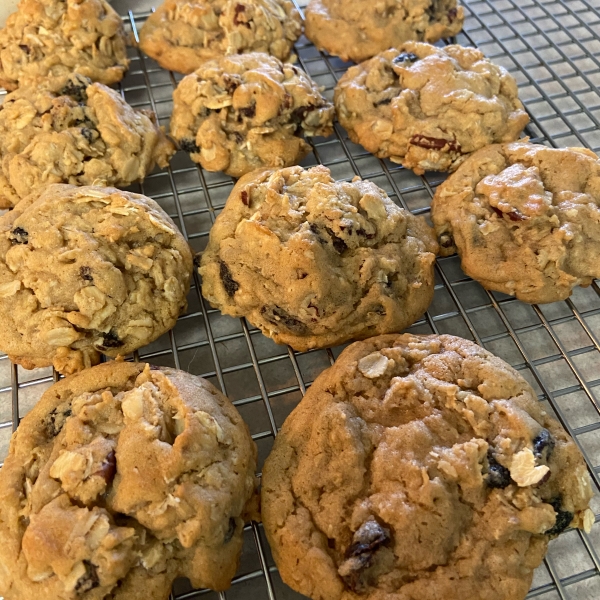 The Best Oatmeal Cookies