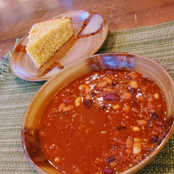 Honey-Pepper Cast Iron Skillet Cornbread