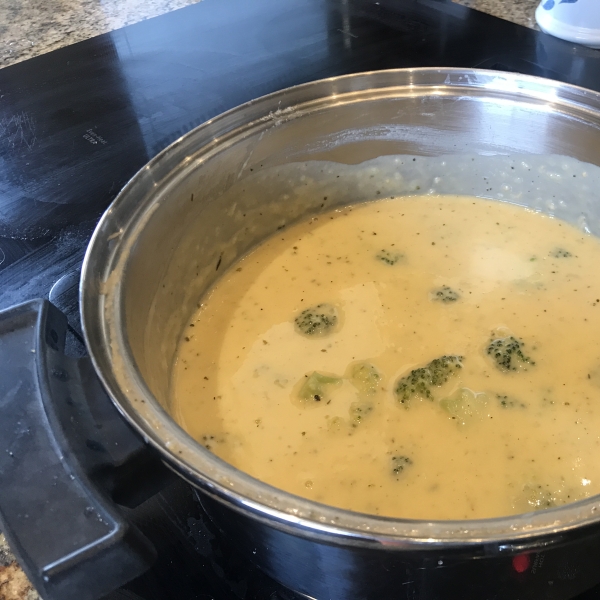 Creamy Cheddar Cheese Soup