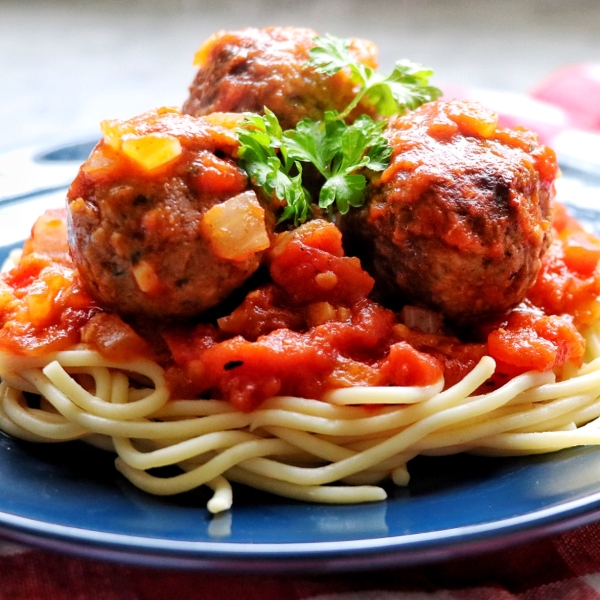 Vegan Spaghetti and (Beyond) Meatballs