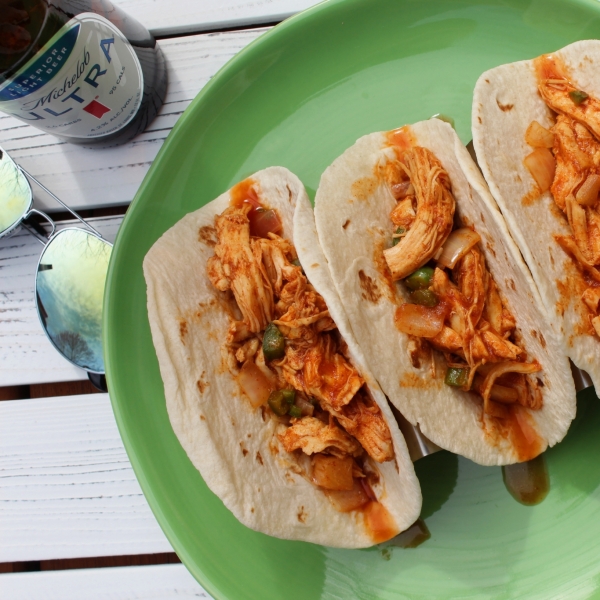 Chipotle BBQ Chicken Tinga Tacos