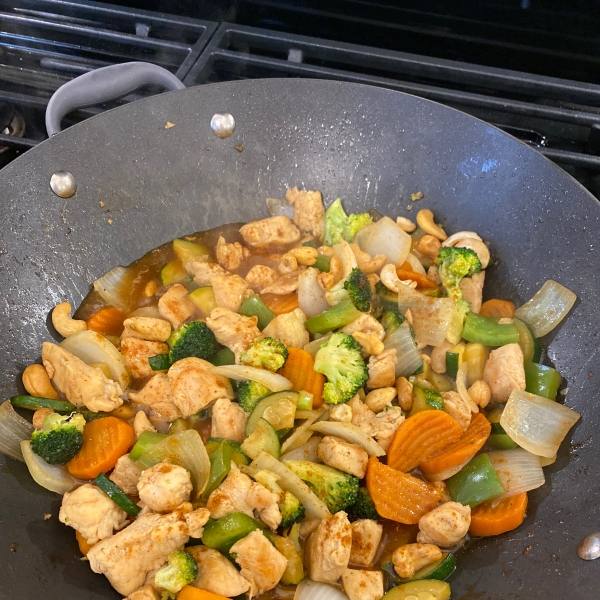 Cashew Chicken Stir-Fry