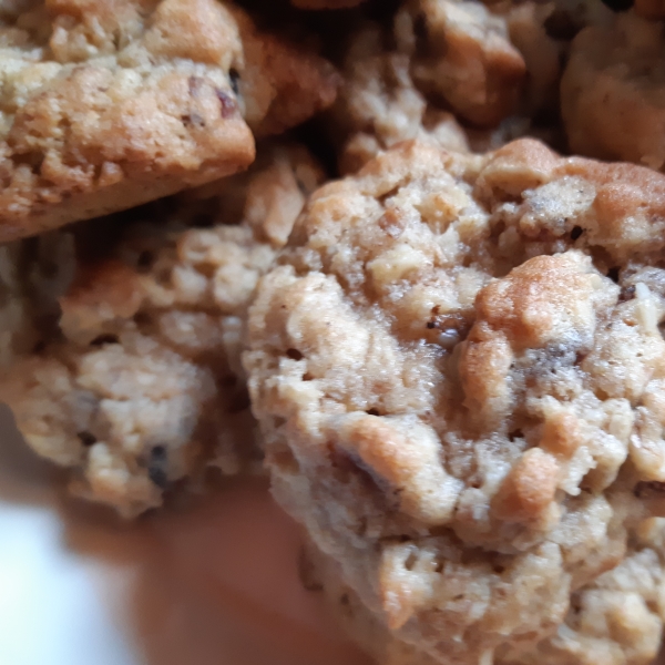 Oatmeal Date Cookies