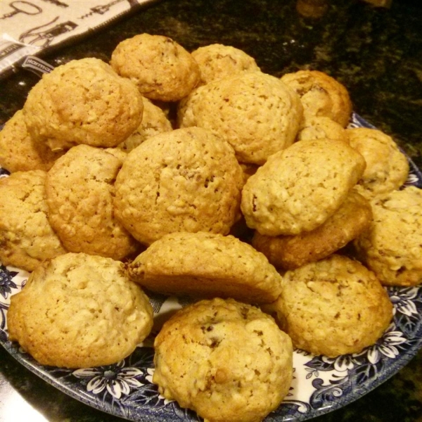 Oatmeal Date Cookies