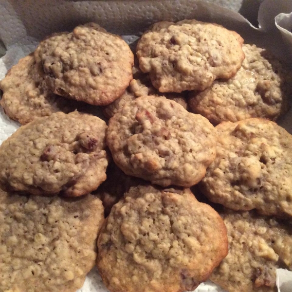 Oatmeal Date Cookies