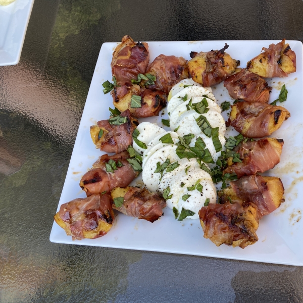 Grilled Prosciutto-Wrapped Peaches with Burrata and Basil