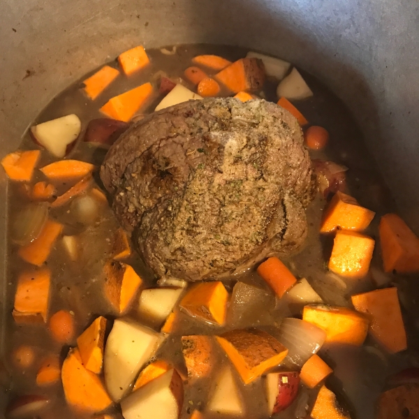 Stovetop Yankee Pot Roast