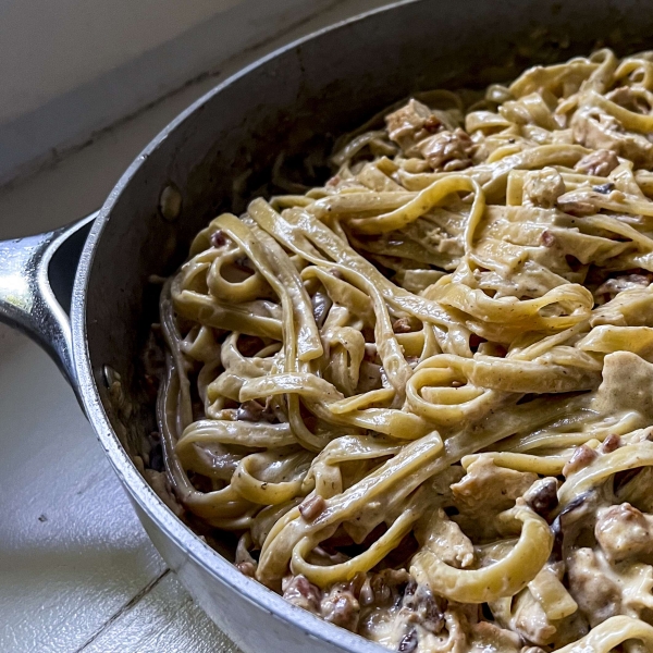Smoked Chicken Alfredo