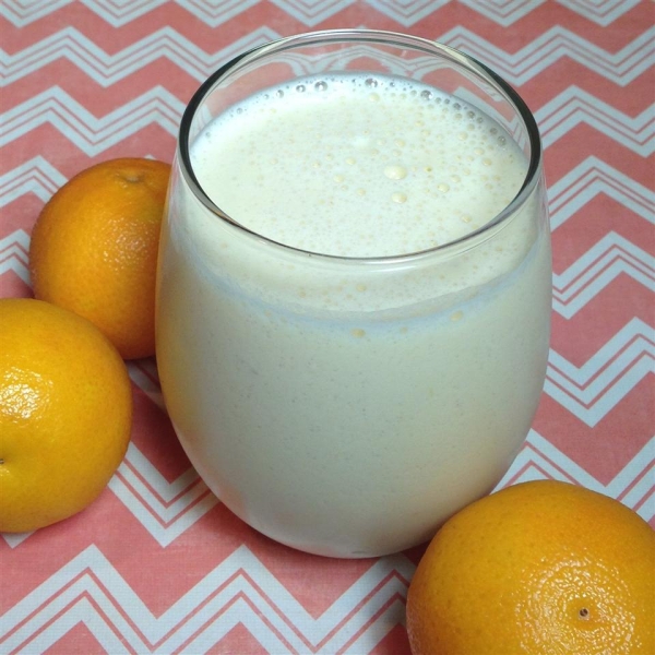 Banana, Orange, and Ginger Smoothie