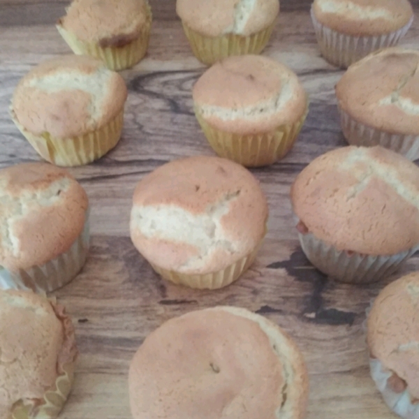 Sour Cream Cupcakes