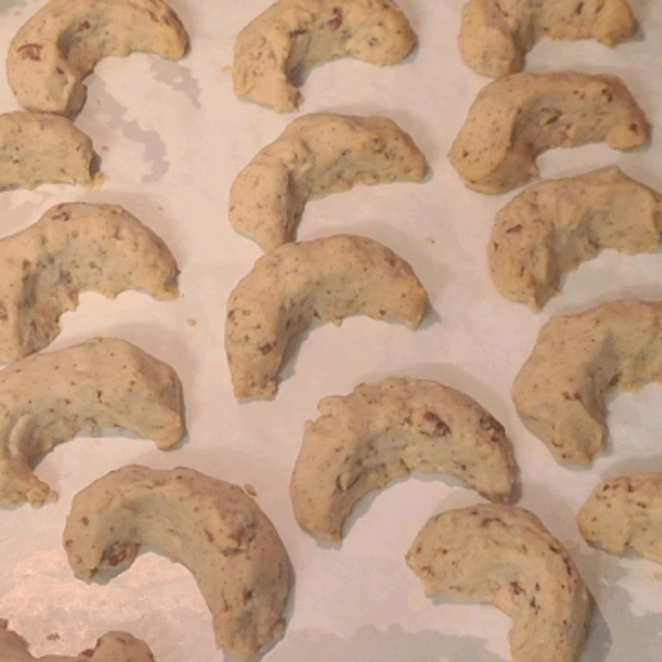 Pecan Crescents