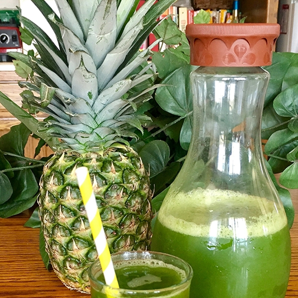 Agua Fresca de Pina y Espinacas (Pineapple Spinach Agua Fresca)