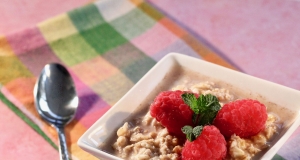 Overnight Oatmeal with Fresh Raspberries