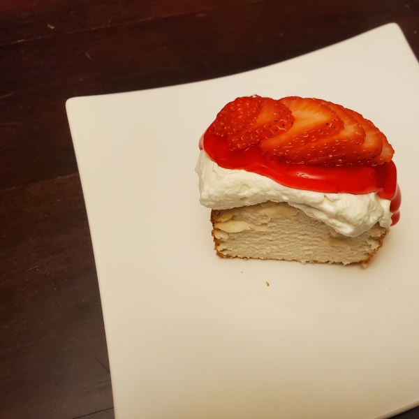 Mascarpone Strawberry Cupcakes