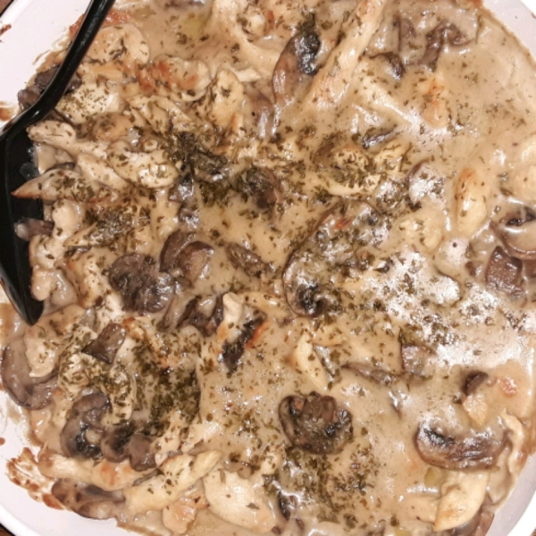 Delicious Chicken and Mushroom Casserole