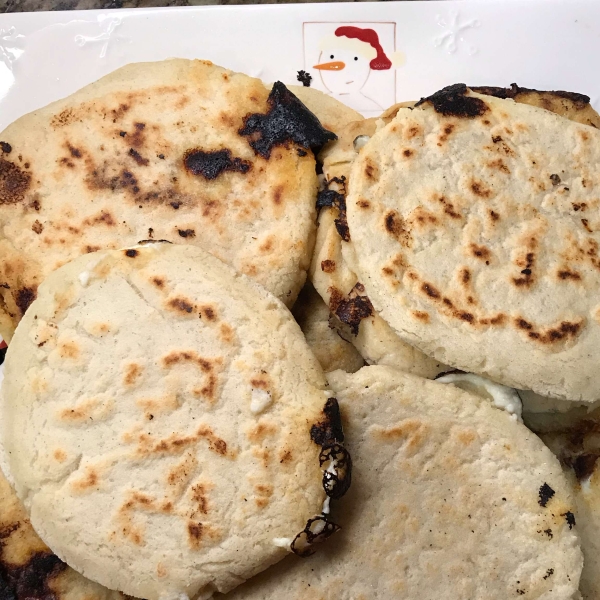 Basic Cheese Pupusas