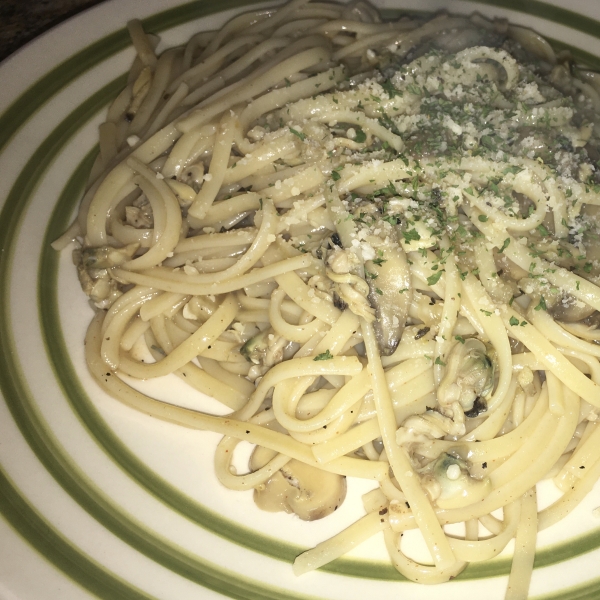 Linguine with White Clam Sauce I