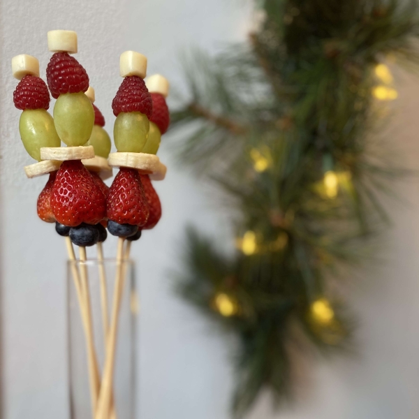 Grinch Kabobs