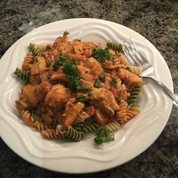 Shiitake Mushroom, Sun-Dried Tomato Pesto, and Shrimp Pasta