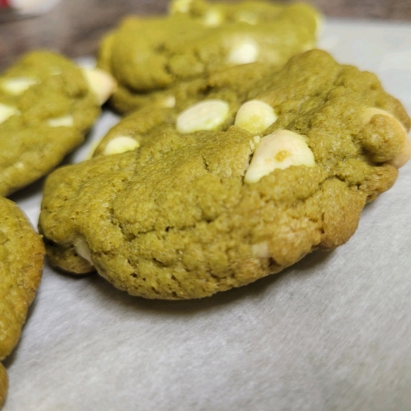 Matcha Green Tea Chocolate Chip Cookies