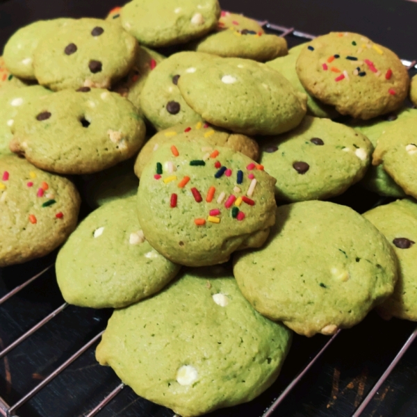 Matcha Green Tea Chocolate Chip Cookies