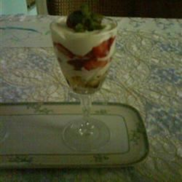 Strawberry Tiramisu Trifle