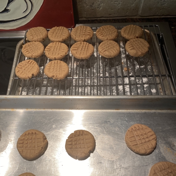 Flourless Peanut Butter Cookies