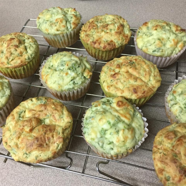 Cheesy Kale Muffins