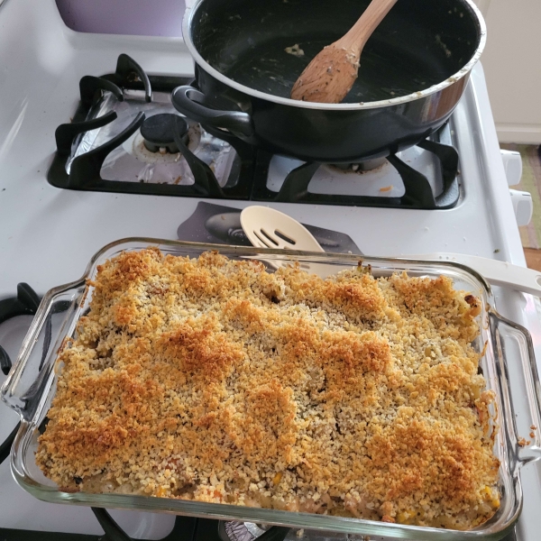 Chicken and Pasta Casserole with Mixed Vegetables