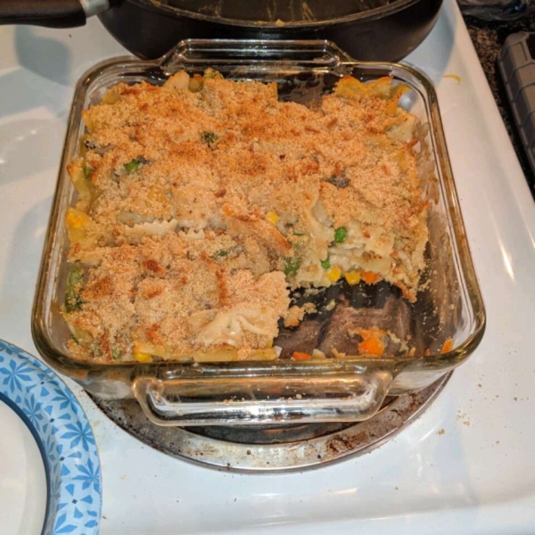 Chicken and Pasta Casserole with Mixed Vegetables