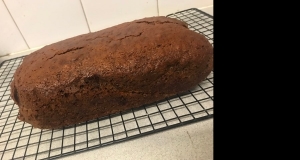 British Date and Walnut Loaf Cake