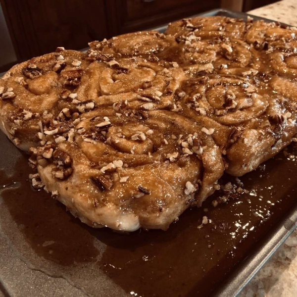 Overnight Caramel Pecan Rolls