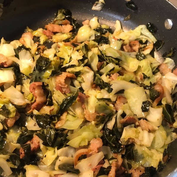 Smothered Collard Greens and Cabbage