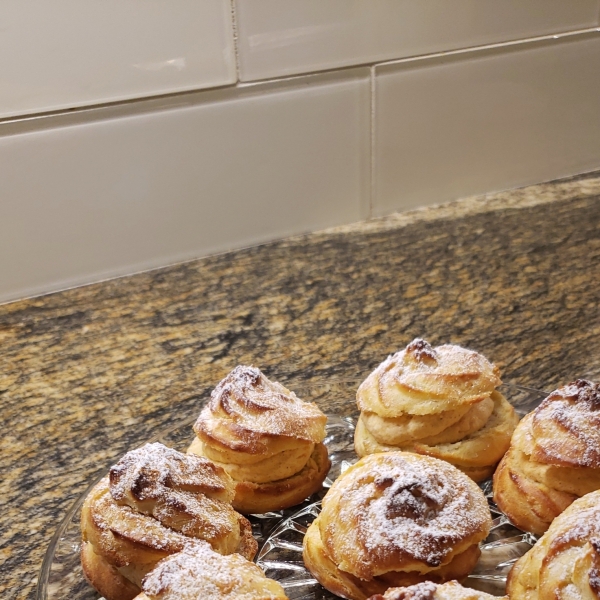 Pumpkin Cream Puffs