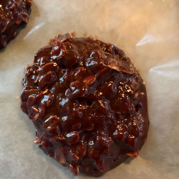 No-Bake Chocolate Oatmeal Cookies