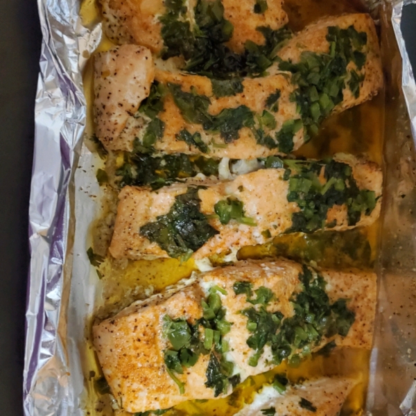 Grilled Salmon with Cilantro Sauce