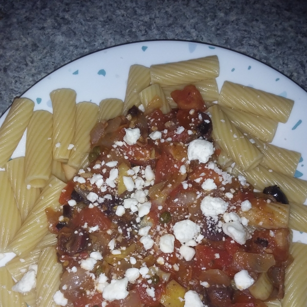 Rigatoni alla Puttanesca e Arrabbiata