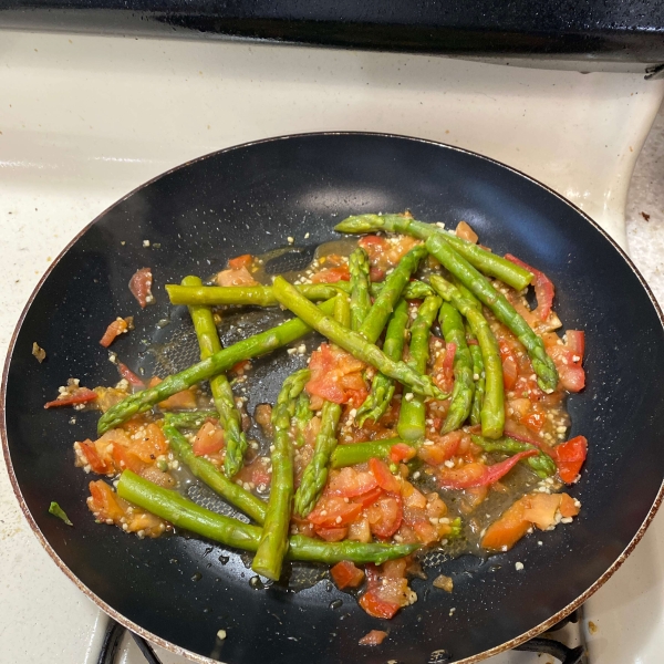 Asparagus with Tomatoes