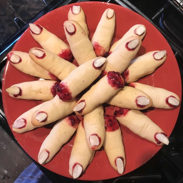 Spooky Witches' Fingers