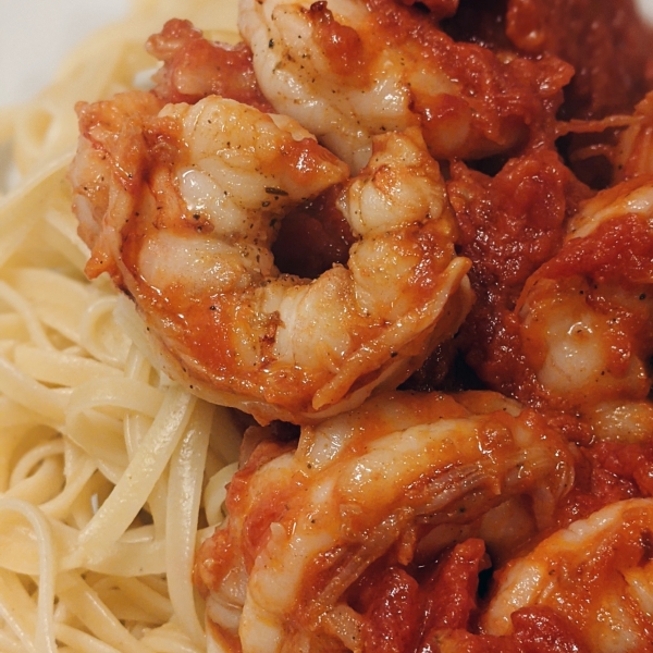 Linguine Pasta with Shrimp and Tomatoes