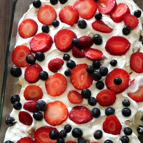 Berry Cheesecake Trifle