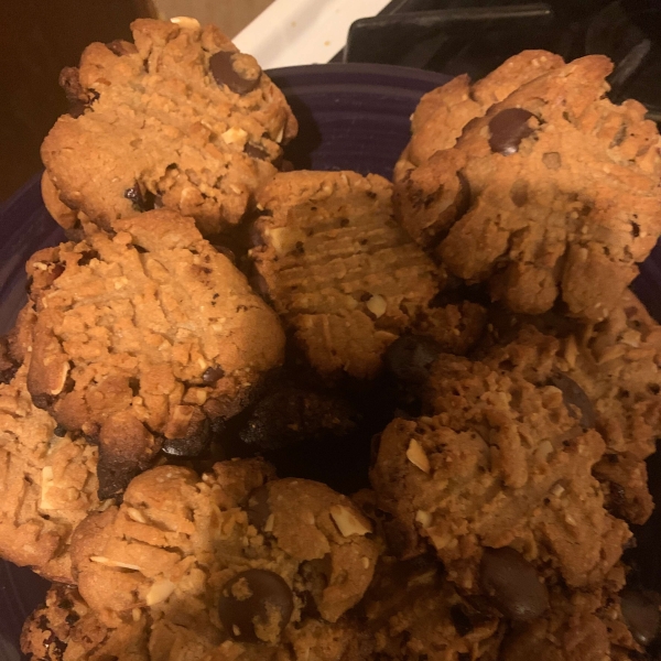 Almond-y Peanut Butter Oatmeal Cookies