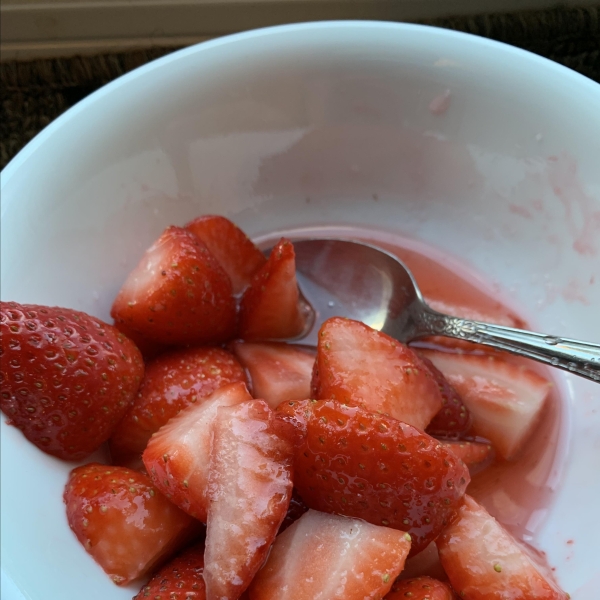 Simple Strawberry Sauce