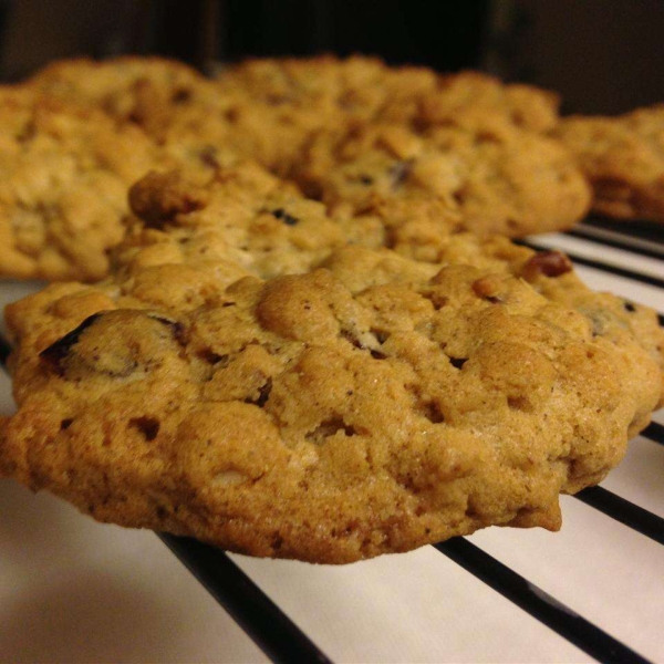 Cranberry-Nut Oatmeal Cookies